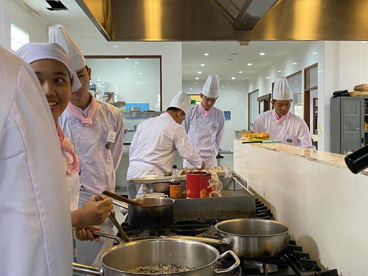 Germany Hotel Jobs – Latest Vacancies, Salaries, Duty Hours & Other Info